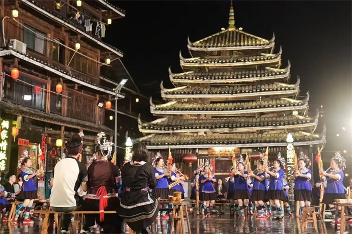 精品短剧《茶山下的少爷》热拍“非遗+文旅”赋能乡村振兴与文化出海插图6