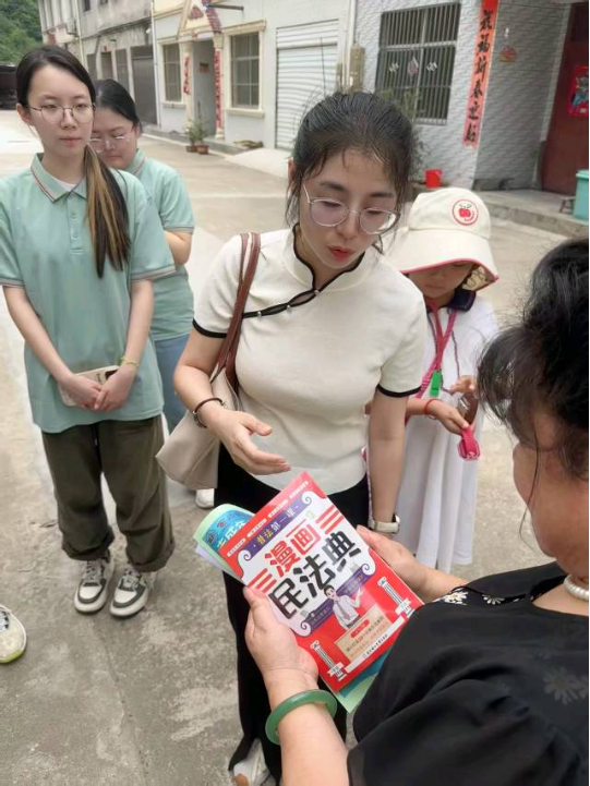 陕西大学生法治宣讲团公安学院分团赴柞水县开展未成年人普法宣传插图18