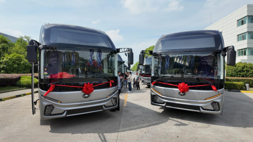 苏州金龙新V系客车荣获2024″紫金奖·工业设计大赛”优秀奖插图