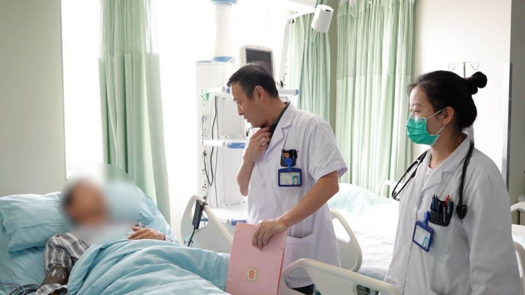 男子喉咙痛就医，竟突然心脏骤停！医生：此病夏天极易忽视插图2