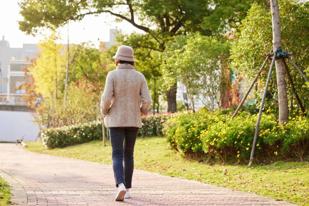 抓住秋日“养声”黄金期 龙角散成日常清润标配插图