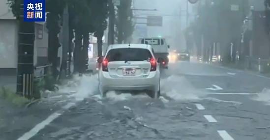 台风“玲玲”致日本多地强降雨 部分地区超300毫米插图