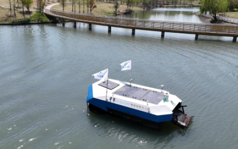 中国移动智能无人船赋能苏州元和街道水面保洁焕新升级