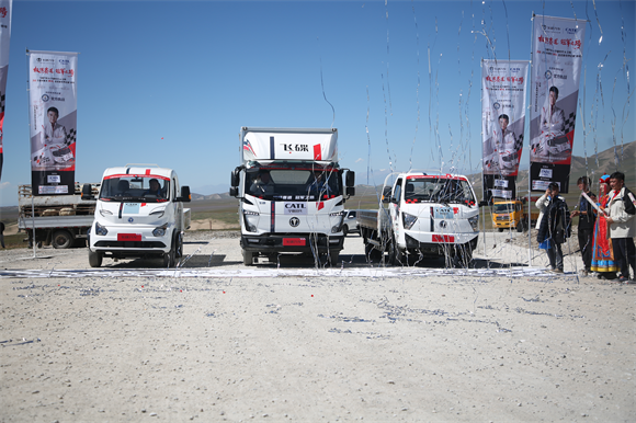 向上而行：飞碟汽车的品牌升维与价值远征插图4