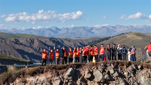 向上而行：飞碟汽车的品牌升维与价值远征插图12