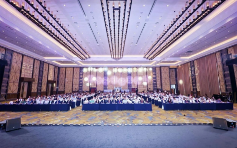 南昌爱尔刘学群院长团队手术案例获评优秀手术案例