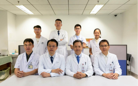 从技术创新与人文关怀共举，北大医院胃肠外科勇攀“手术珠峰”