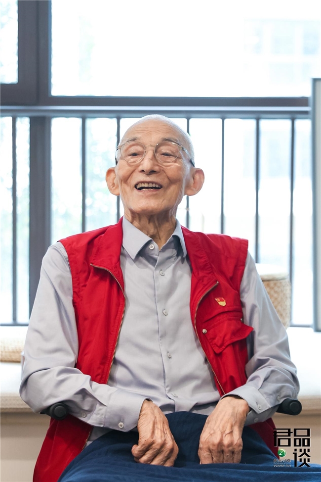 君品谈 | 游本昌：以戏为镜，照见人生本真插图2