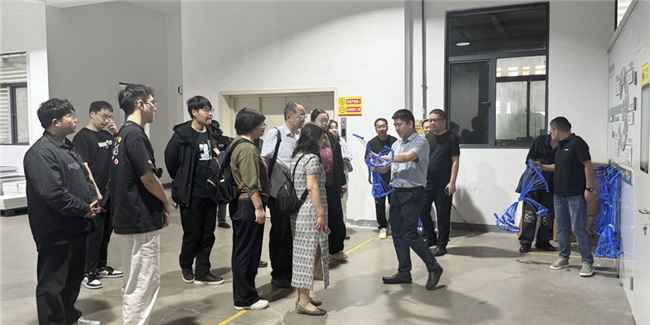 从学术高地到产业前沿，西安建筑科技大学专家团到访慧科技共话创新插图6