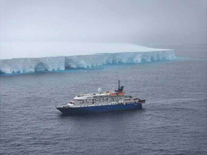 全球最大冰山三个月内面积减少超过三分之一插图2