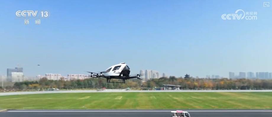 “政策托举+技术升级+产品迭代”协同发力 制造业里新质生产力热潮涌动插图