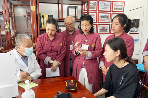 贺国庆·庆传承：北京京和堂中医医院国庆假期专家会诊，三甲名医携手臣字门儿科207年流派共护健康插图6