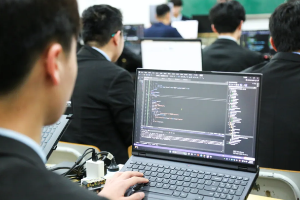 宿迁职业技术学院：打造前沿专业矩阵，赋能学子高质就业插图2