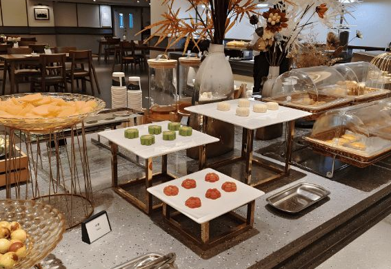 性价比天花板！武汉星级酒店推10元自助早餐：百种美食任选插图2