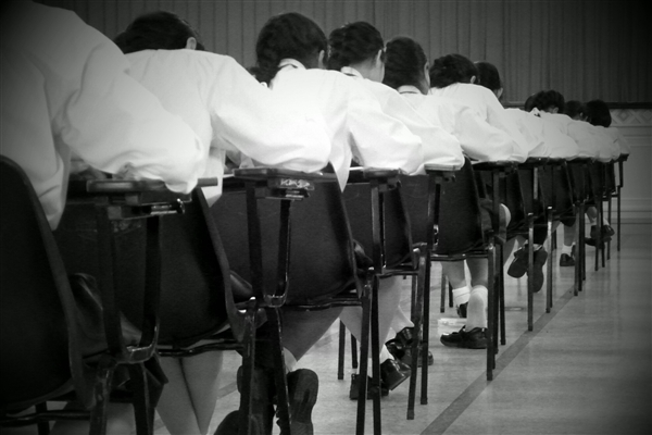 深圳一家长投诉小学二年级1周仅1节英语课引热议：官方回应插图