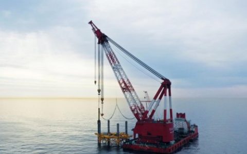 华能山东半岛北L场址海上风电项目：“三保险”护航高精“沉桩路”