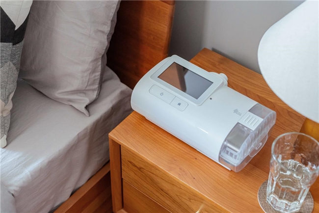 告别夜间呼吸困扰：瑞迈特呼吸机，健康睡眠的守护伙伴插图