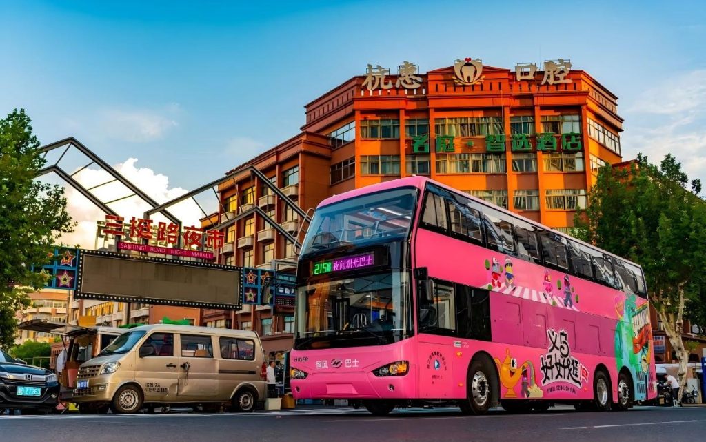 圆满护航双节出行！苏州金龙海格客车见证文旅复苏活力画卷插图4