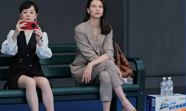 东鹏补水啦花式玩转综艺影视圈，这波流量稳了！插图4