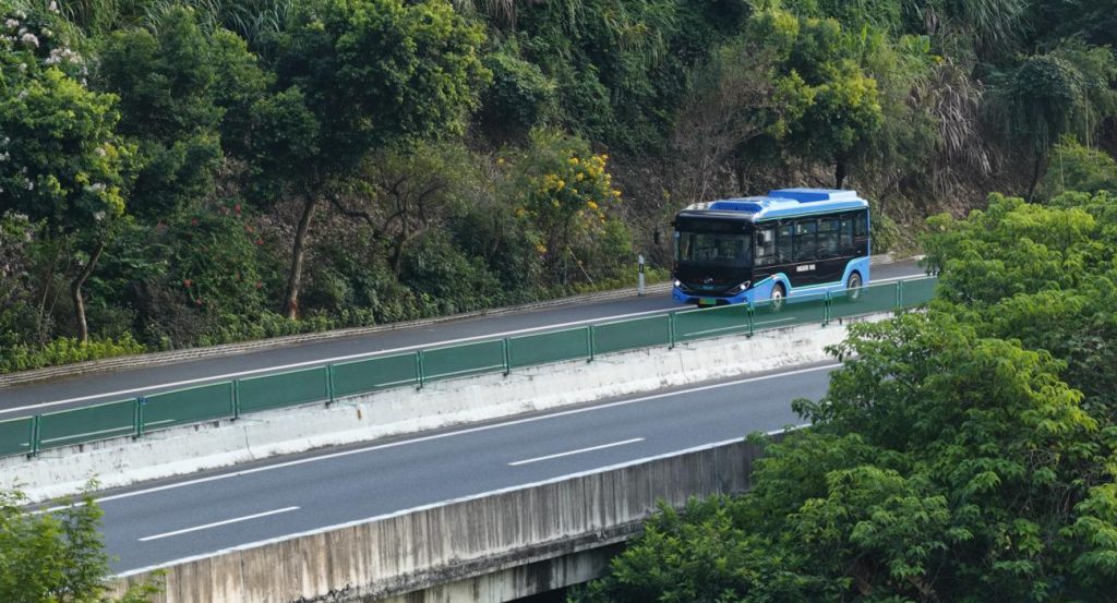 串联客都幸福路！50辆苏州金龙7米纯电公交批量上线梅州插图8