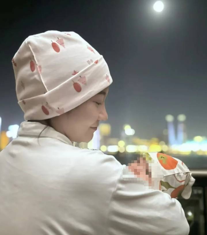 “孕妇泰国坠崖”离婚案一审宣判：判决准予离婚，被告赔偿50万插图6