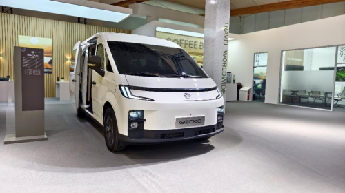 金旅全新一代高端客车亮相世界客车博览会插图6