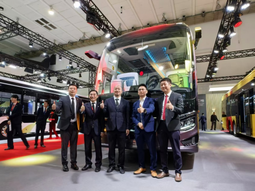 金旅全新一代高端客车亮相世界客车博览会插图10