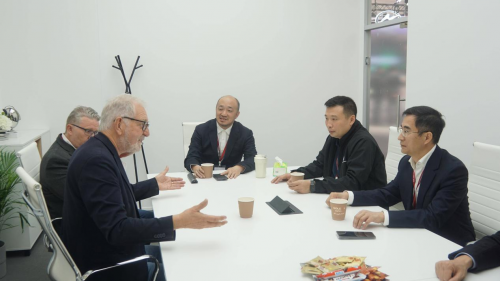 厦门造客车闪耀世界客车博览会：“通全球·链厦门”主题活动展现新格局插图6