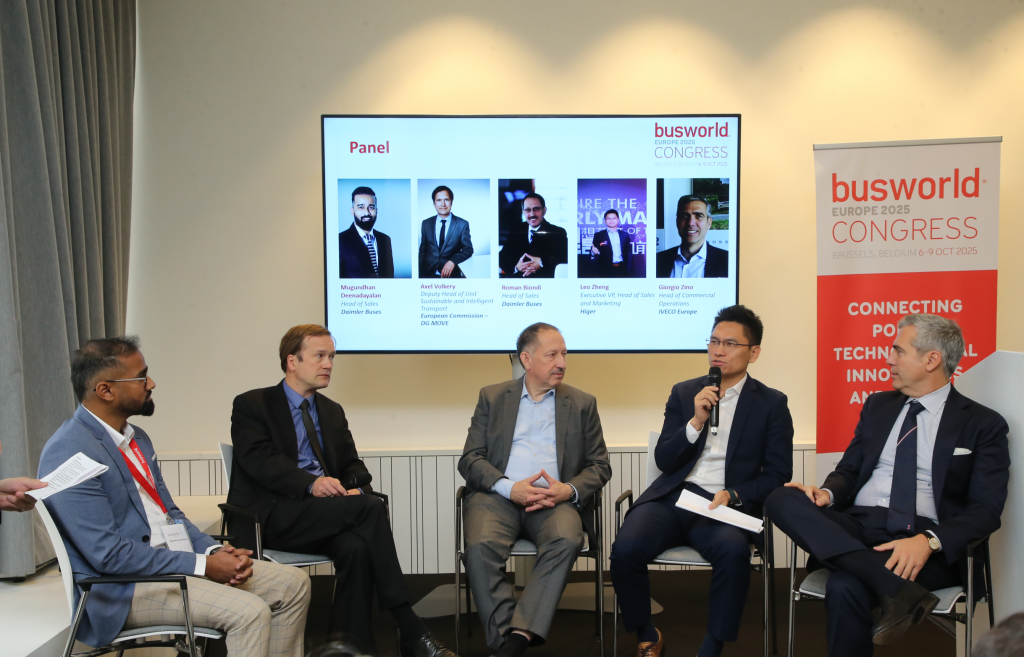 中国客车“惊艳”欧洲！苏州金龙比利时车展的精彩瞬间插图2