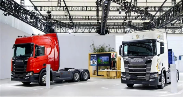 68.8万起 国产斯堪尼亚重卡上市：比进口便宜不少插图2