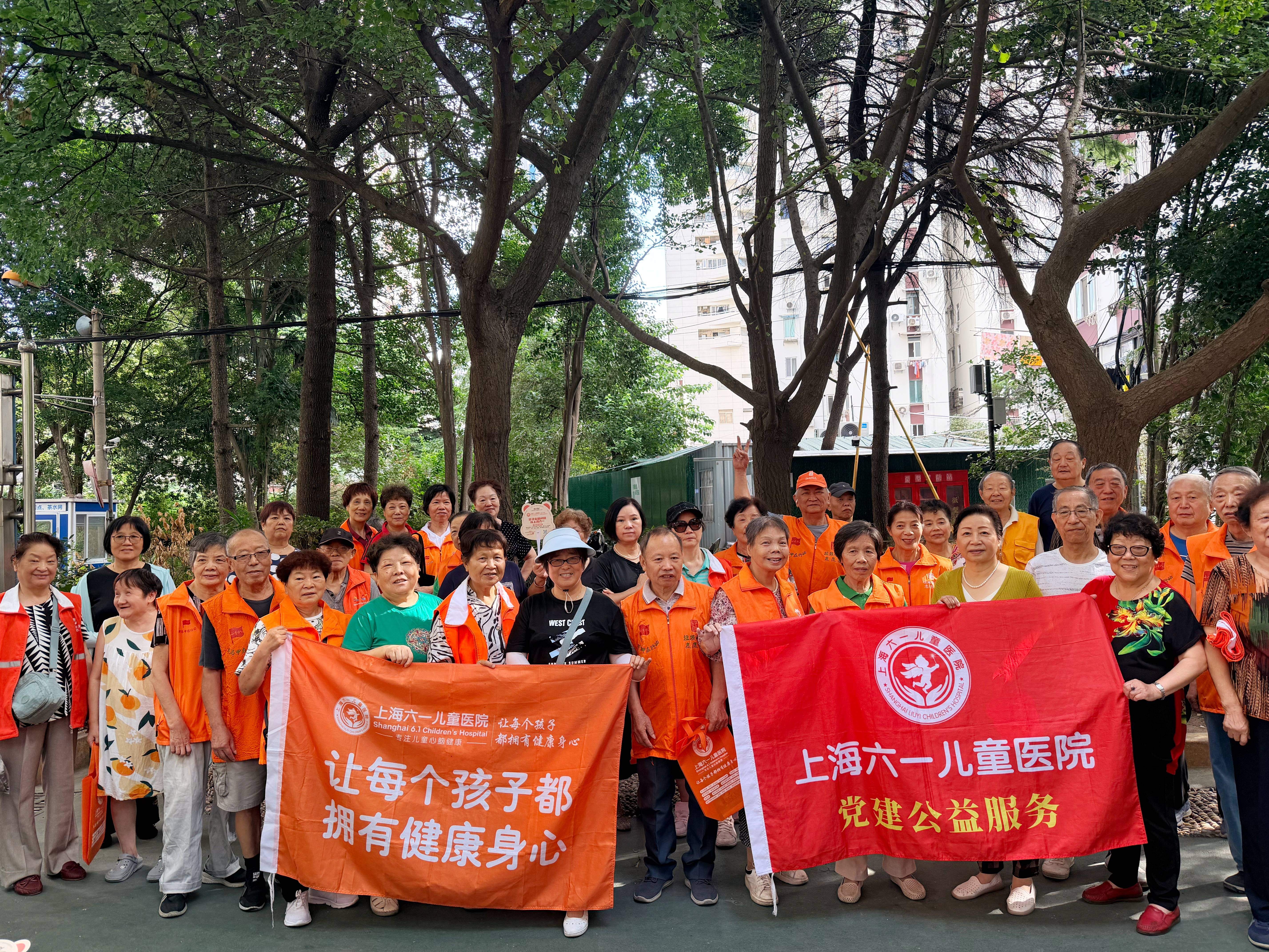 南星小区迎健康服务！上海六一儿童医院专家团队便民服务温暖居民插图4