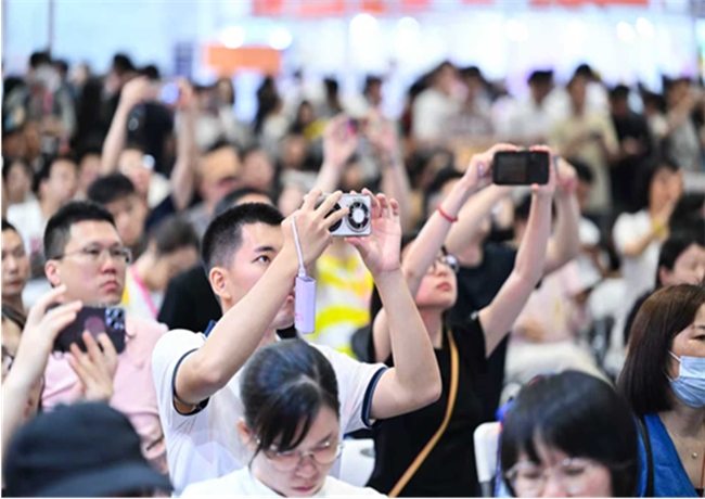 破局同质竞争，智链全球商机：2025 GGE跨境出海博览会打造一站式出海枢纽插图20