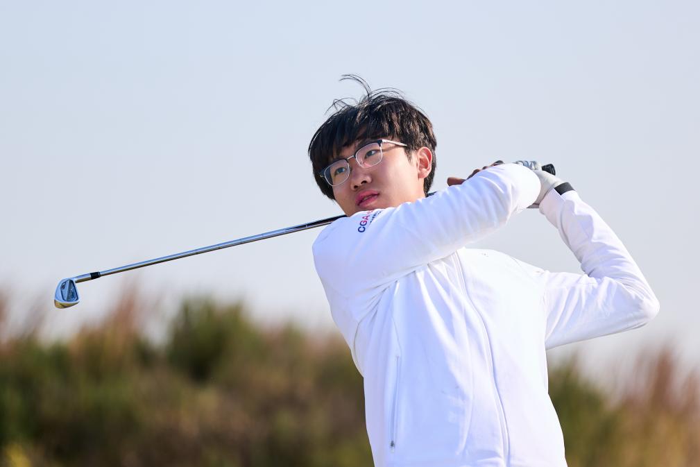 汇丰青少年公开赛决赛日｜李政达、崔景涵捧起男女A组冠军奖杯，男子C组黄永颢加洞夺冠插图8