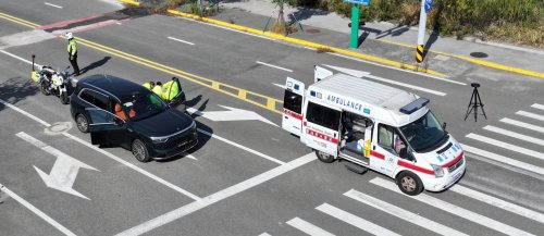 行业首批！赛力斯“车-警-医“联动技术验证取得圆满成功 智能安全体系再升级插图