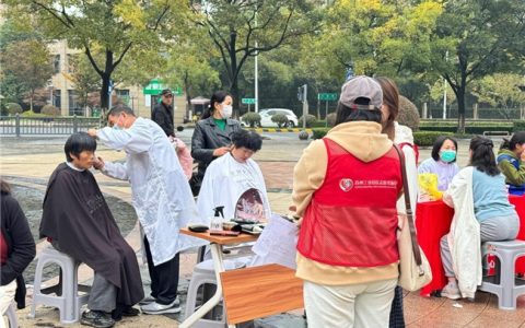 文明实践“邻”距离，暖心服务入心坎