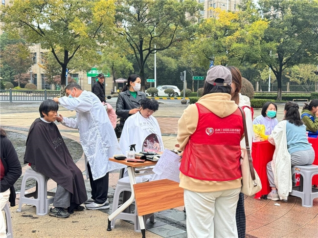 文明实践“邻”距离，暖心服务入心坎插图