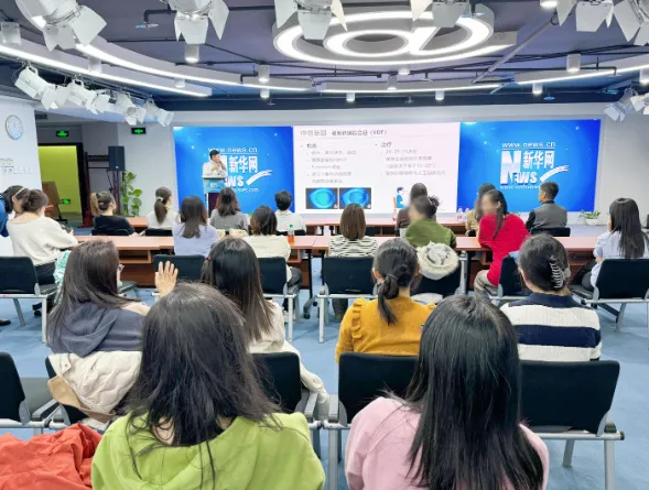 北京华厦民众眼科医院朱思泉教授走进新华社 守护“时代记录者”眼健康插图