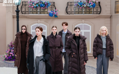 波司登秋冬新品直播，引领羽绒行业新风尚