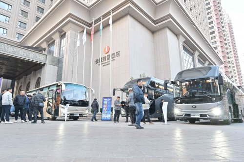 “产品+服务”双升级 苏州金龙引领旅游客运价值变革插图20