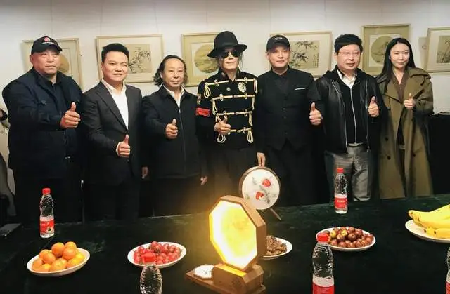 恒上科技智能艺术品台灯北京重磅发布 好莱坞巨星王杰克逊代言插图8