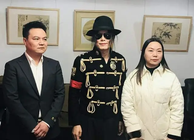 恒上科技智能艺术品台灯北京重磅发布 好莱坞巨星王杰克逊代言插图12