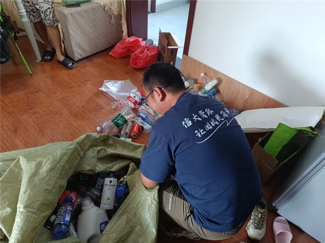 扎根社区、服务居民：四川青羊区交出“两网融合便民回收”满意答卷插图6