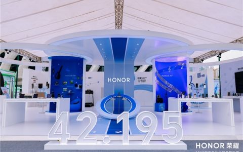 深马燃启在即 官方指定运动手表荣耀手表5 Pro领航大赛新起点