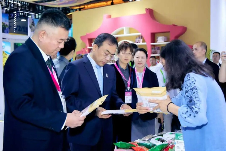 陕西文旅亮相2025中国国际旅游交易会