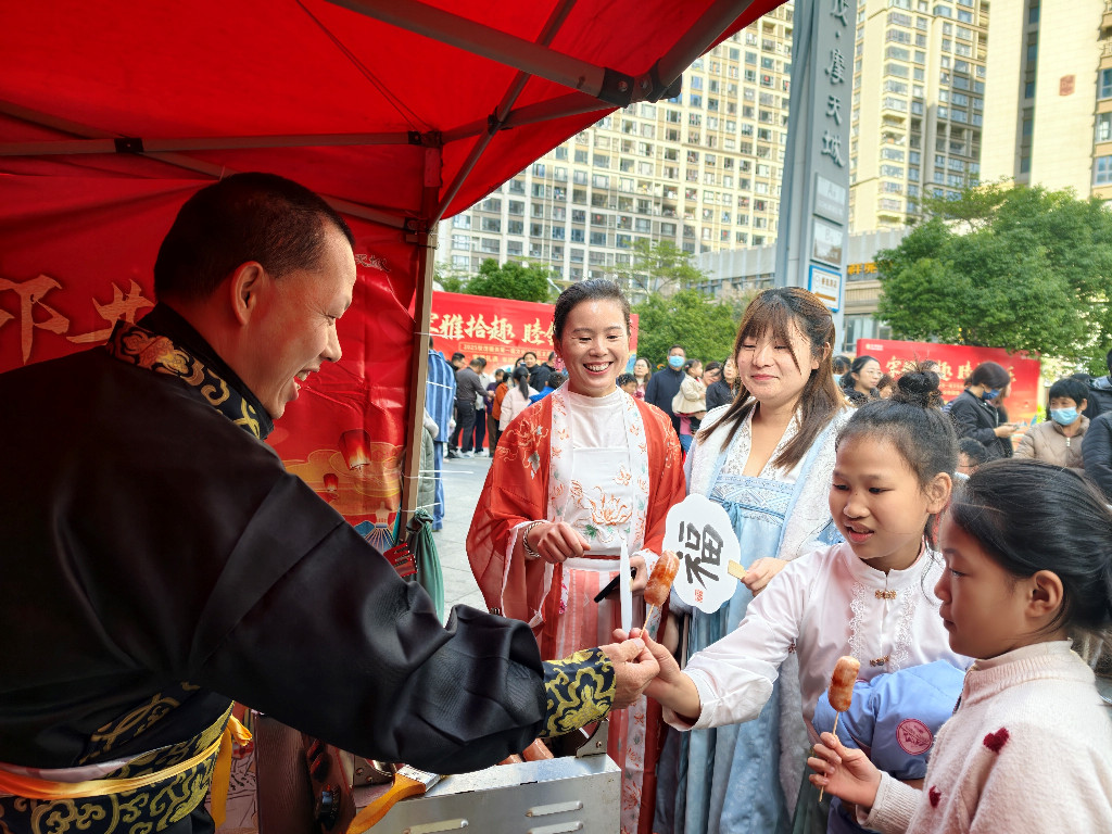 宋雅拾趣暖冬赴约！世茂服务石狮世茂摩天城国风游园会精彩纷呈
