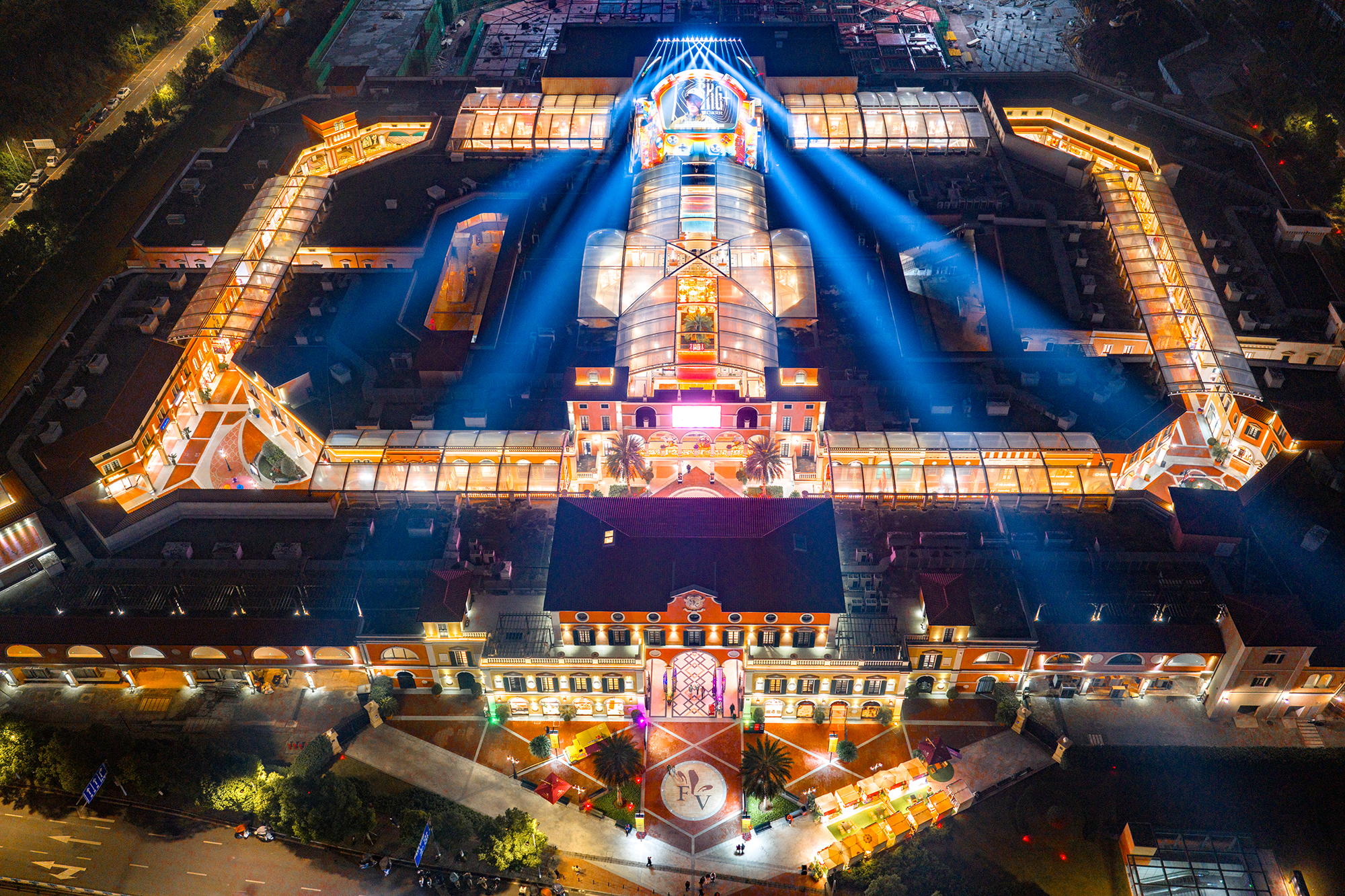 第四届国际3D Mapping大赛颁奖典礼圆满落幕， 重庆FV佛罗伦萨小镇以光影启幕2026