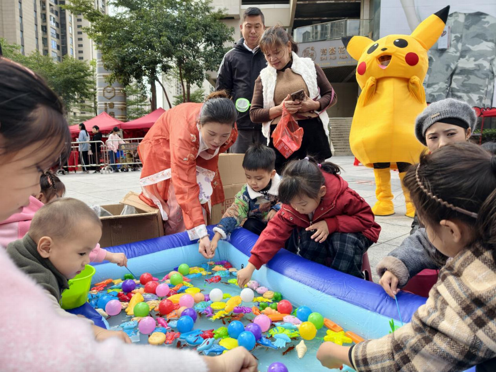 宋雅拾趣暖冬赴约!世茂服务石狮世茂摩天城国风游园会精彩纷呈插图8 宋雅拾趣暖冬赴约!世茂服务石狮世茂摩天城国风游园会精彩纷呈插图8