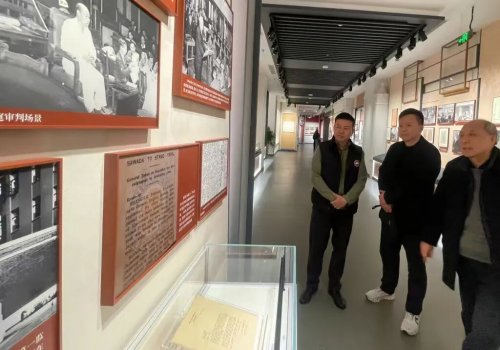 上海宝山颜子文化研究会副会长颜明重访淞沪抗战纪念馆，珍贵文物唤醒中美联合抗战记忆插图2