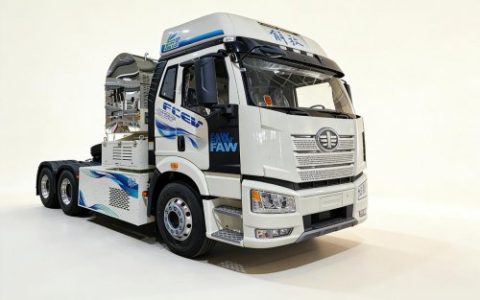 续航1000km！一汽解放液氢重卡启动公开道路示范运营