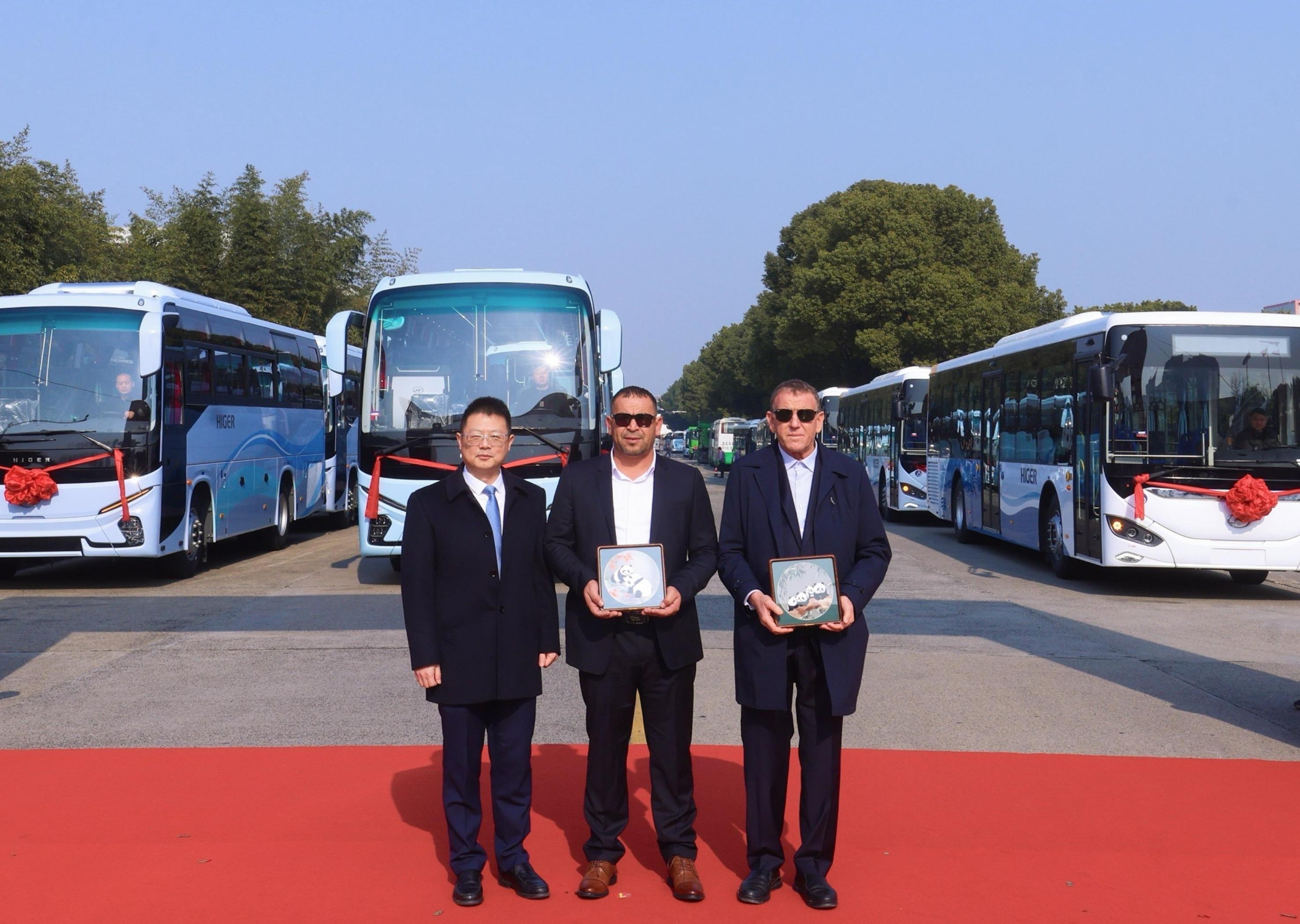 开门红！15亿！3000台苏州金龙海格客车启程阿尔及利亚插图6